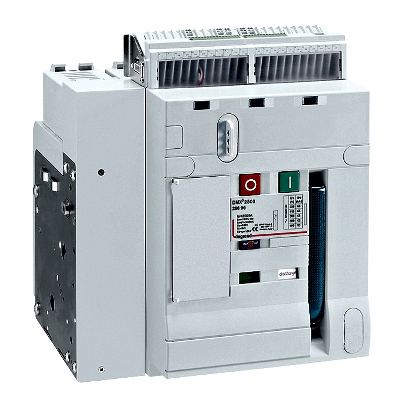Изображение Автоматический выключатель-разъединитель Legrand DMX3-I 2500 3P, 2000 A, тип 1 (арт.028685)