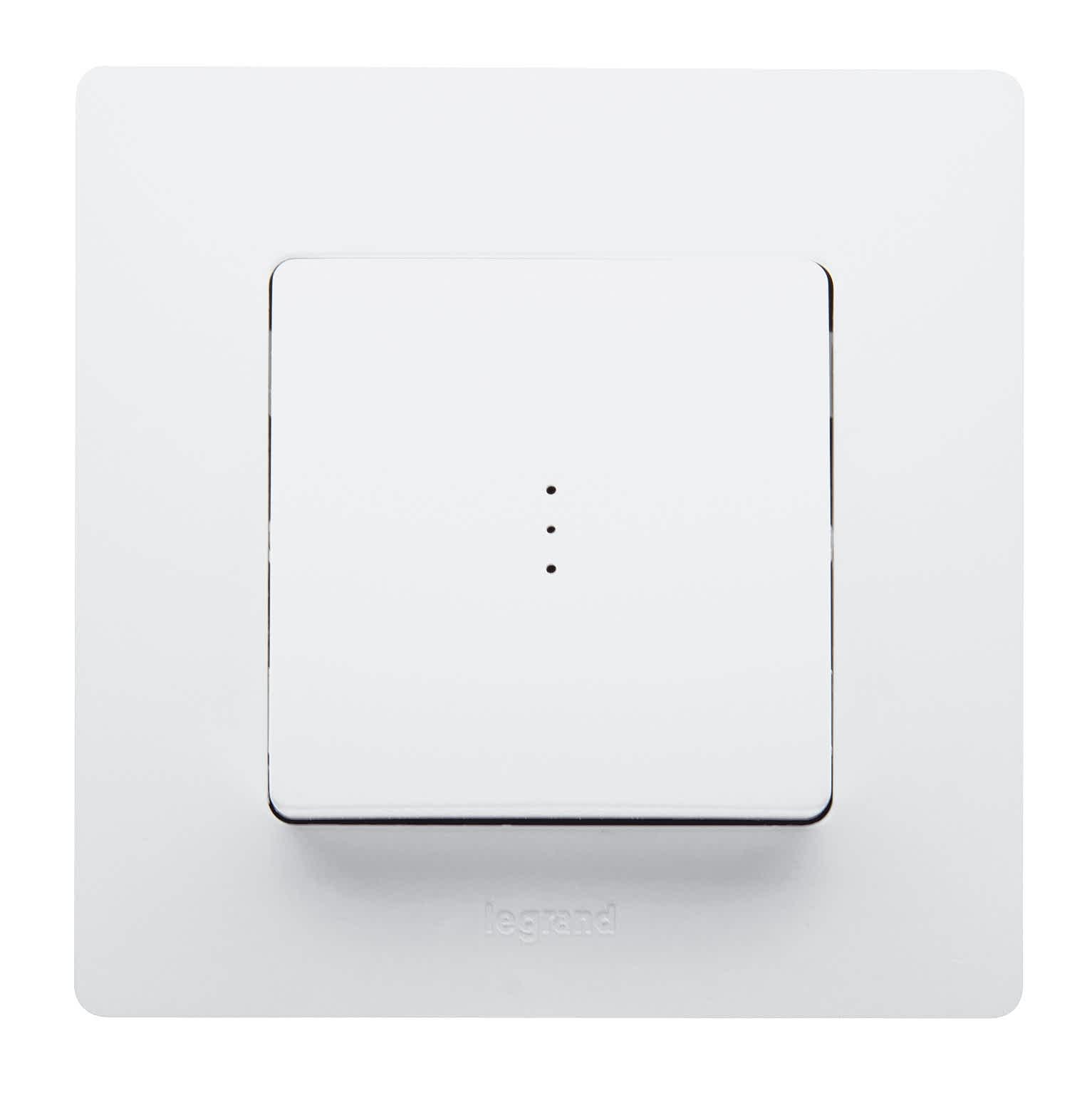 Изображение Переключатель Legrand Etika белый с подсветкой, 10А, авт. клеммы (арт.672215)